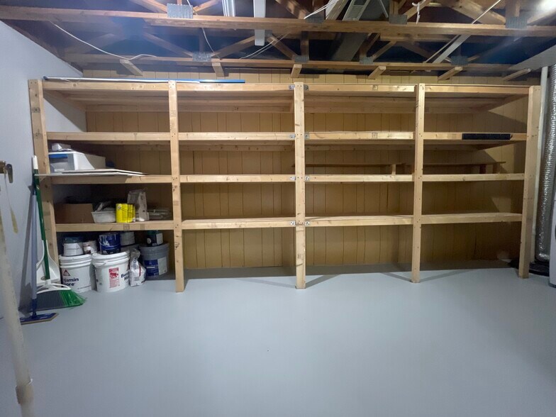 Building Photo - 6802 Cottingham Ln