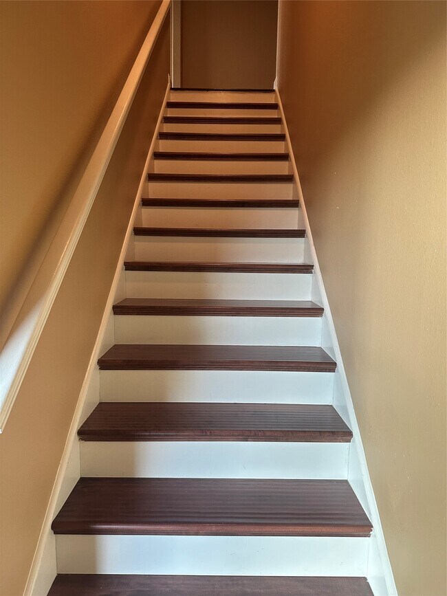 Building Photo - 205 Rue Orleans St