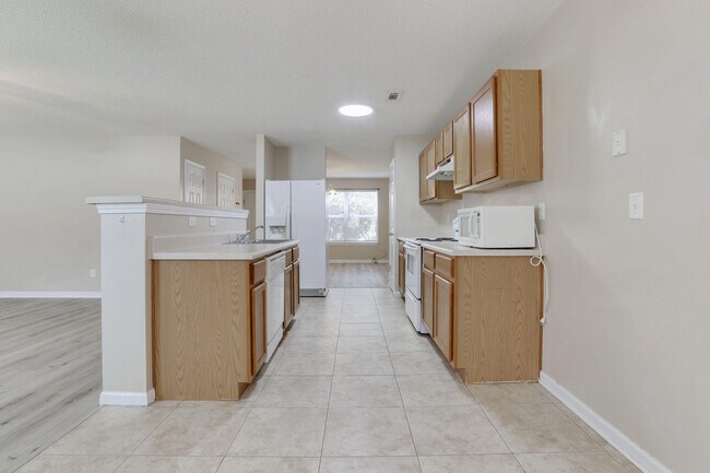 Building Photo - 103 McNair Dr