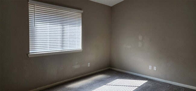 Building Photo - 22907 Lily Creek Dr