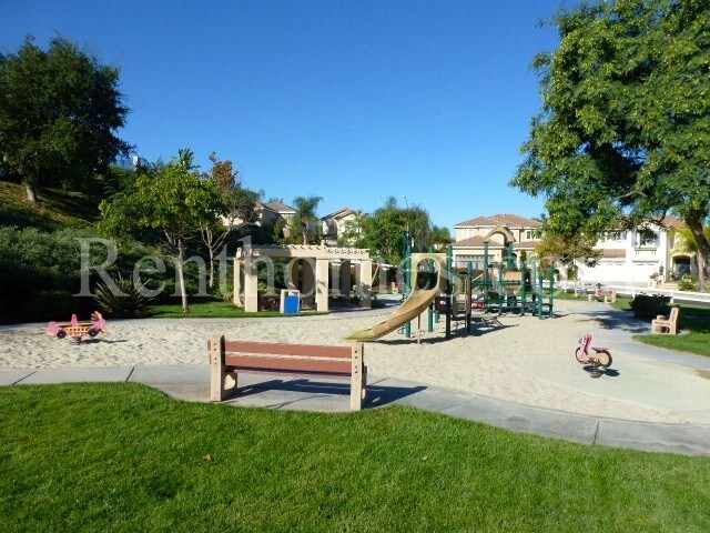 Building Photo - 10527 Stony Ridge Way