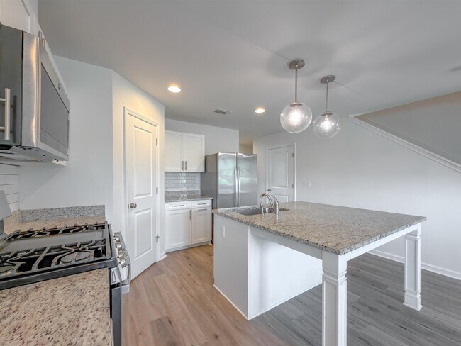 Building Photo - 2848 Blue Blossom Trail