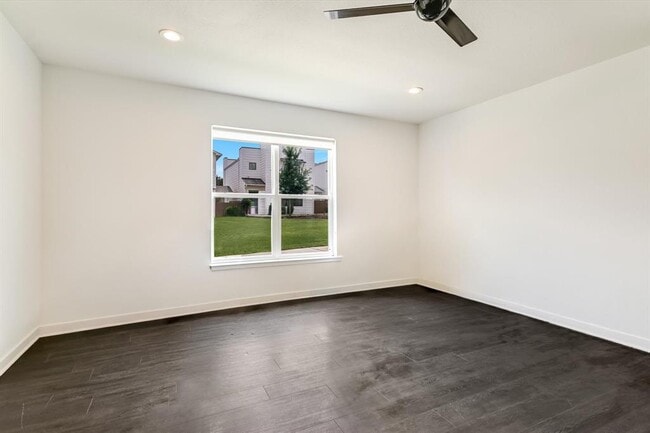 Building Photo - 7601 Cooper Ln