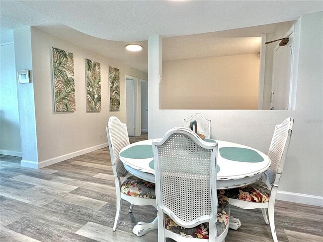 Building Photo - 851 Bayway Blvd