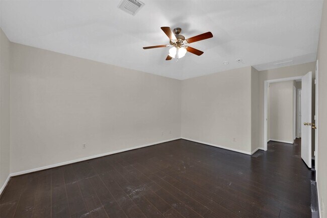 Building Photo - 24011 Pinecreek Point