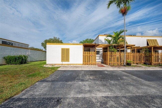 Building Photo - 1220 SW 131st Pl Cir W