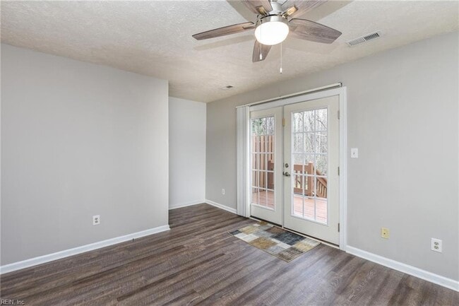 Building Photo - 1628 Angel Ct