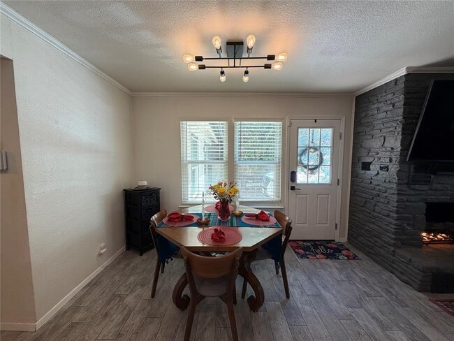 Building Photo - 2626 Baxter Dr