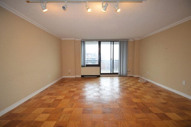 Building Photo - 50 Longwood Ave