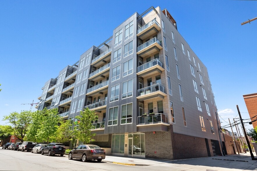 Building Photo - 122 S Aberdeen St