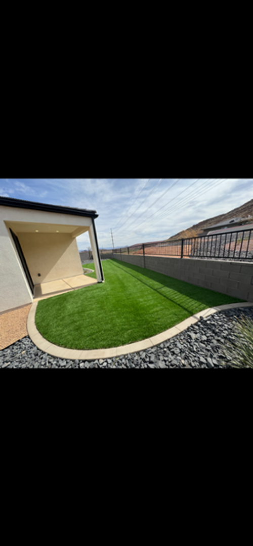 Building Photo - Beautiful 3-Bed Townhome with Amazing Amen...