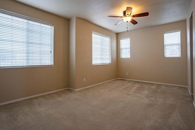 Building Photo - 5378 Prominence Point - 1