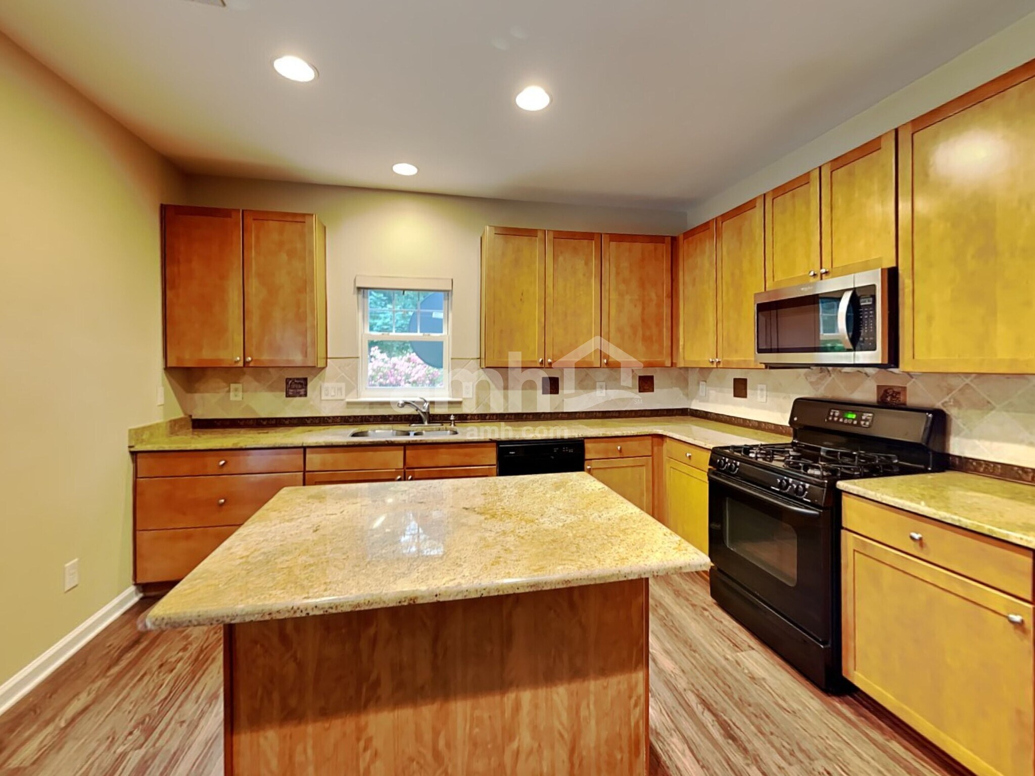 Building Photo - 7860 Keepsake Ln