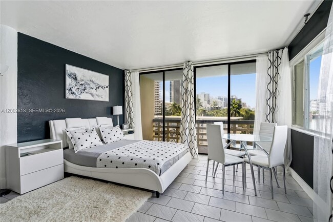 Building Photo - 6484 Indian Creek Dr