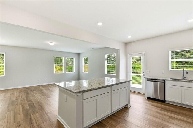 Building Photo - 54 Umber Ln