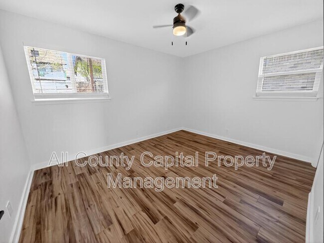 Building Photo - 3432 Willowrun Dr