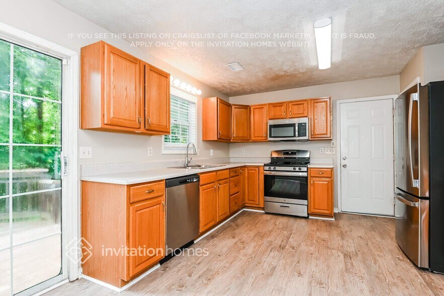 Building Photo - 232 Colemans Bluff Dr