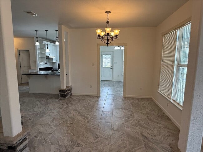 Building Photo - 1327 Kenney Hall Rd