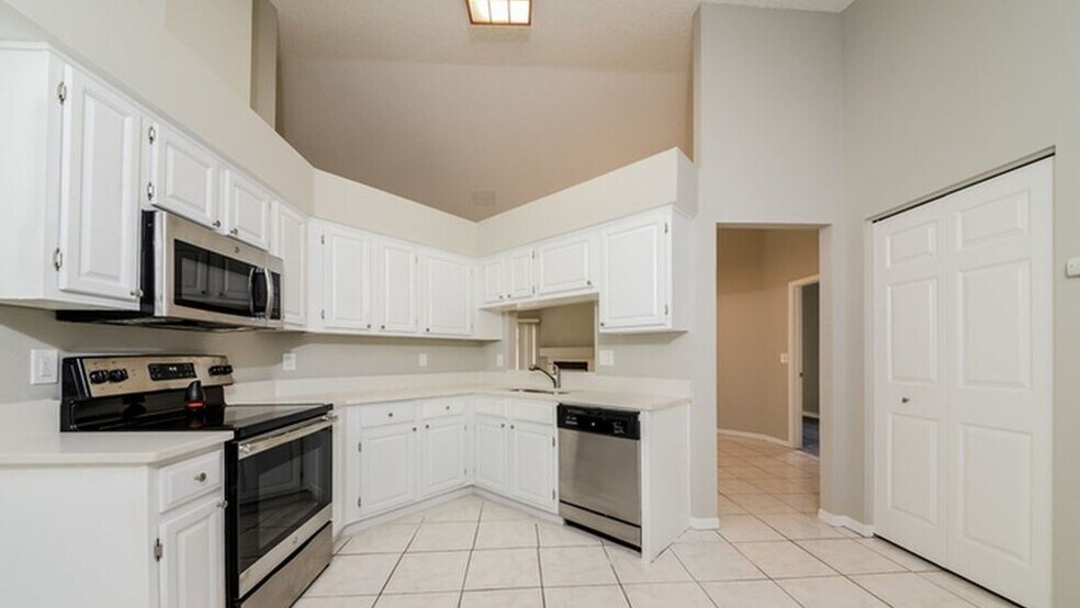 Building Photo - 1307 Sweet Gum Dr