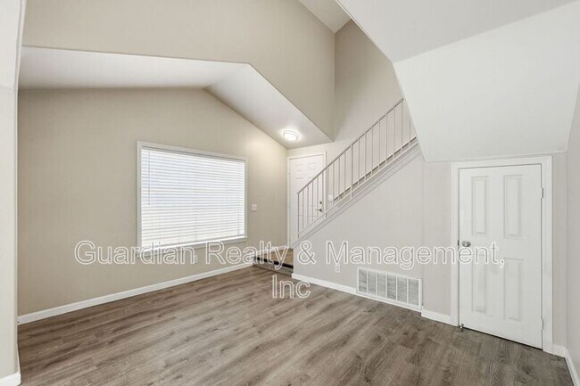 Building Photo - 4397 S Potter Dr