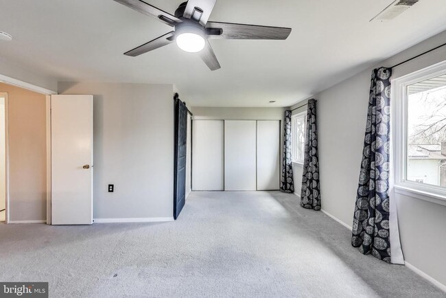 Building Photo - 18509 Owl Run Way