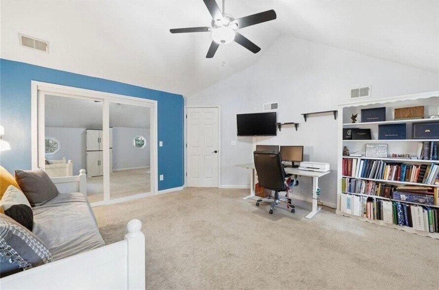 Building Photo - 2158 Chartley Pl