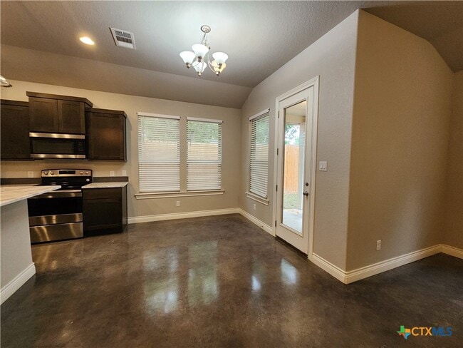 Building Photo - 184 E Torrey St