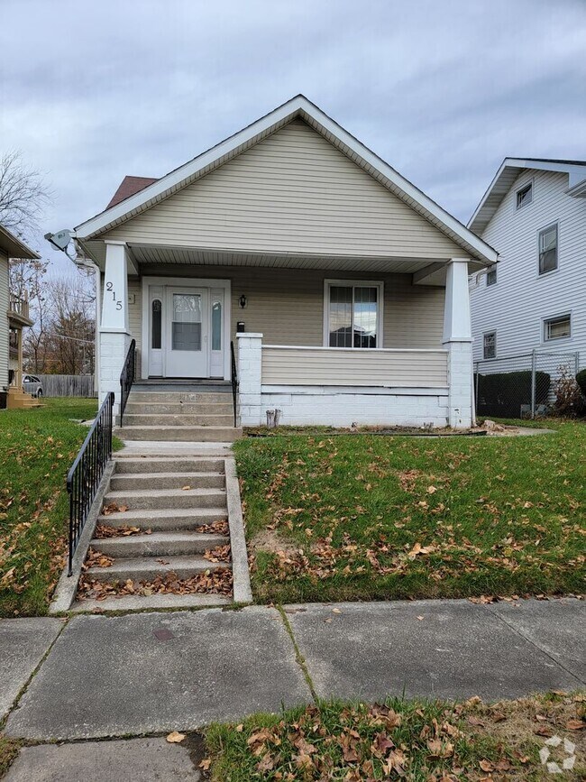 Building Photo - Section 8 Voucher Accepted / 5 BR House