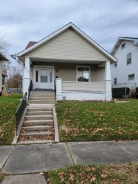Building Photo - Section 8 Voucher Accepted / 5 BR House