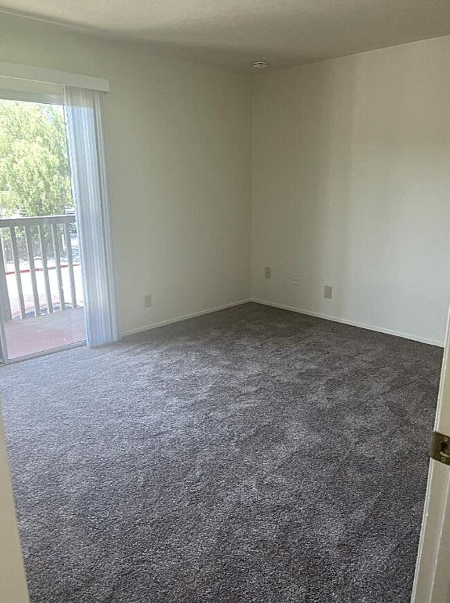 Building Photo - 42 Washington St