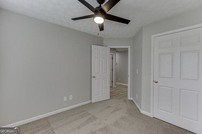 Building Photo - 164 Beacon Dr