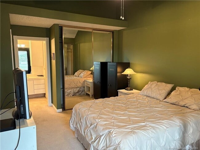 Building Photo - 3566 SW Sunset Trace Cir