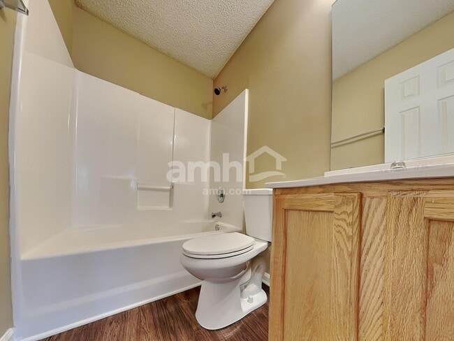 Building Photo - 4220 Lake Woodard Dr