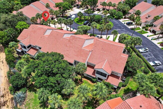 Building Photo - 405 Sea Oats Dr