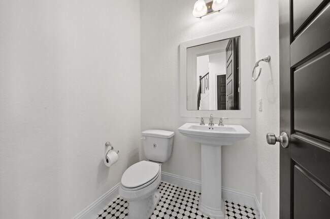 Building Photo - 18935 Wild Thornberry Dr