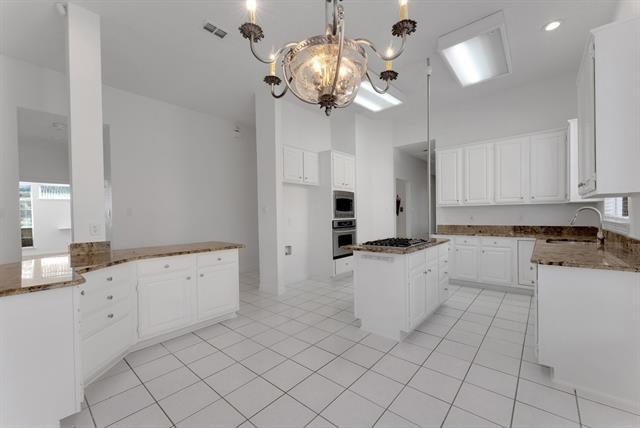 Building Photo - 5512 Charleston Dr