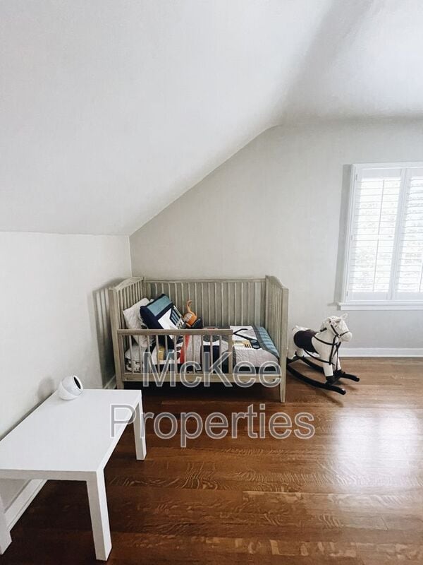 Building Photo - 277 B Ave