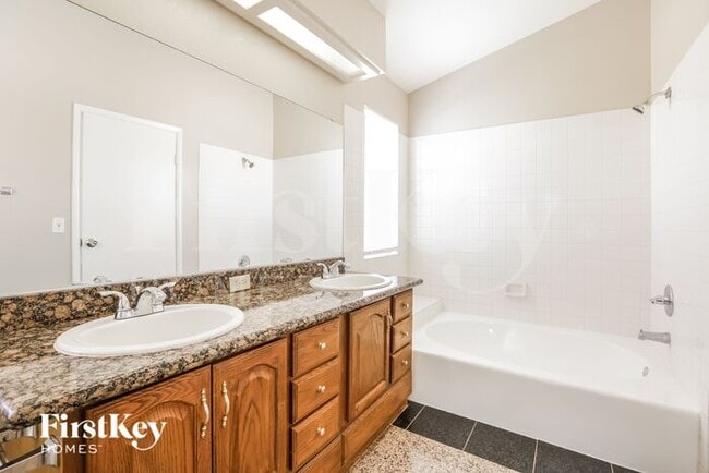 Building Photo - 2716 Brienza Way