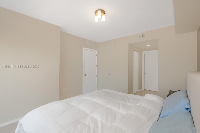 Building Photo - 5300 NW 85th Ave