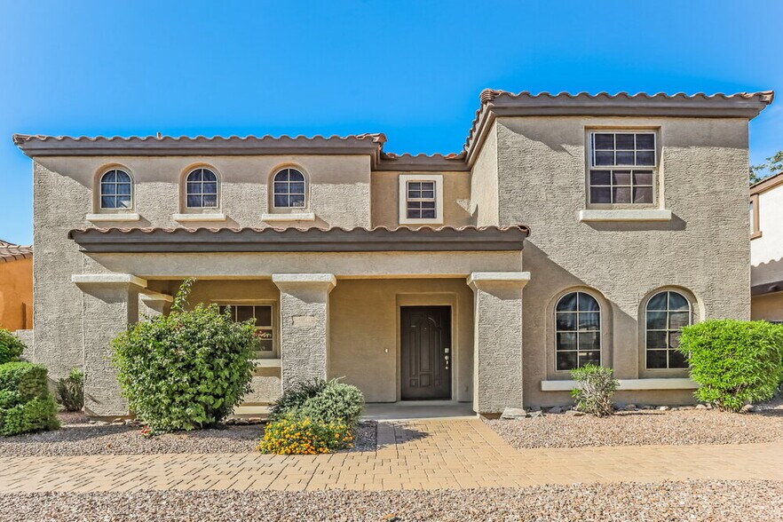 Primary Photo - 2666 E Megan St