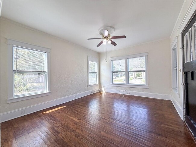 Building Photo - 2161 Homewood St