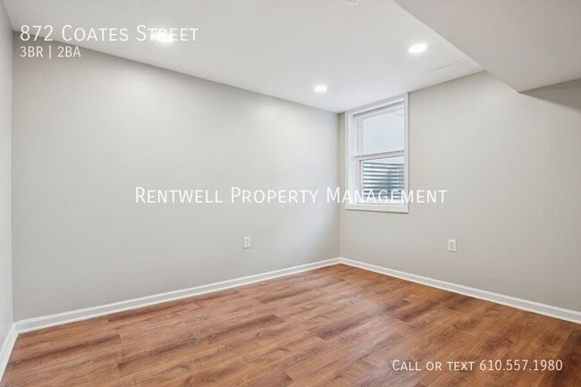 Building Photo - 872 Coates St