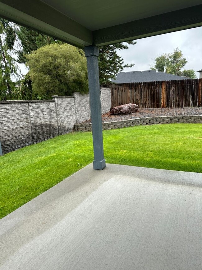 Building Photo - Beautiful New Construction ADA Accessible Home in a Fantastic Neighborhood.