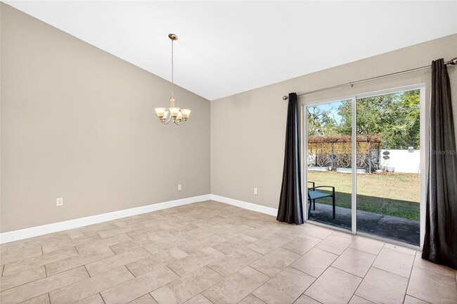 Building Photo - 501 Marion Oaks Golf Rd