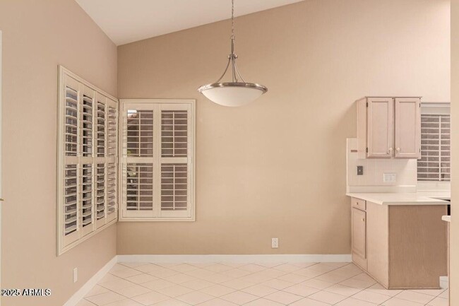 Building Photo - 9136 W Sequoia Dr