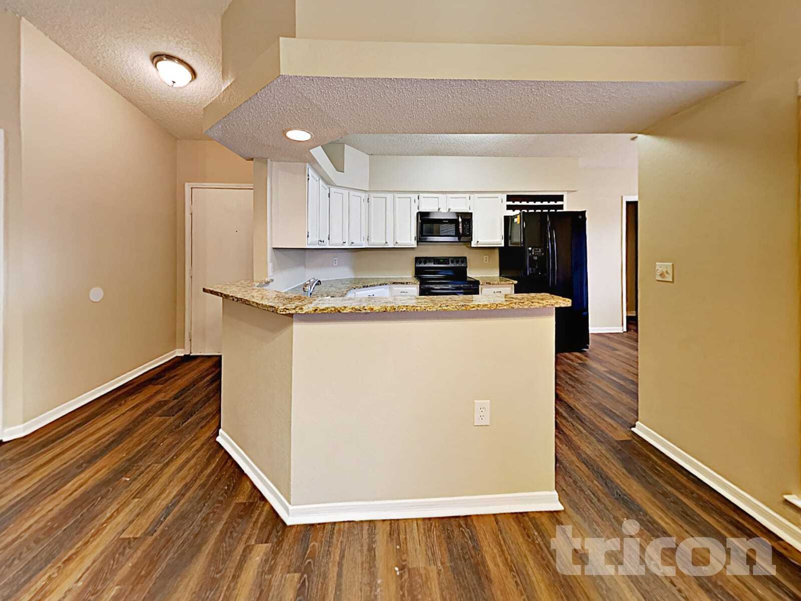 Building Photo - 6839 Raintree Forest