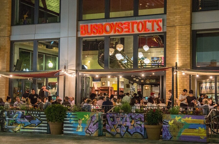 Building Photo - 3926 10th St NE