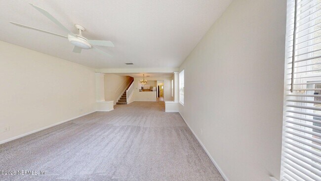 Building Photo - 8498 Climbing Ivy Trail S