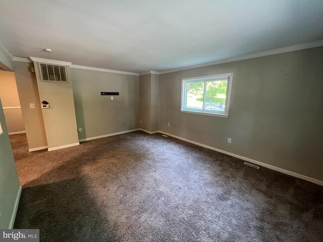 Building Photo - 18402 Cedar Dr