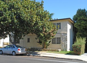 Building Photo - 3308 Castle Heights Ave.
